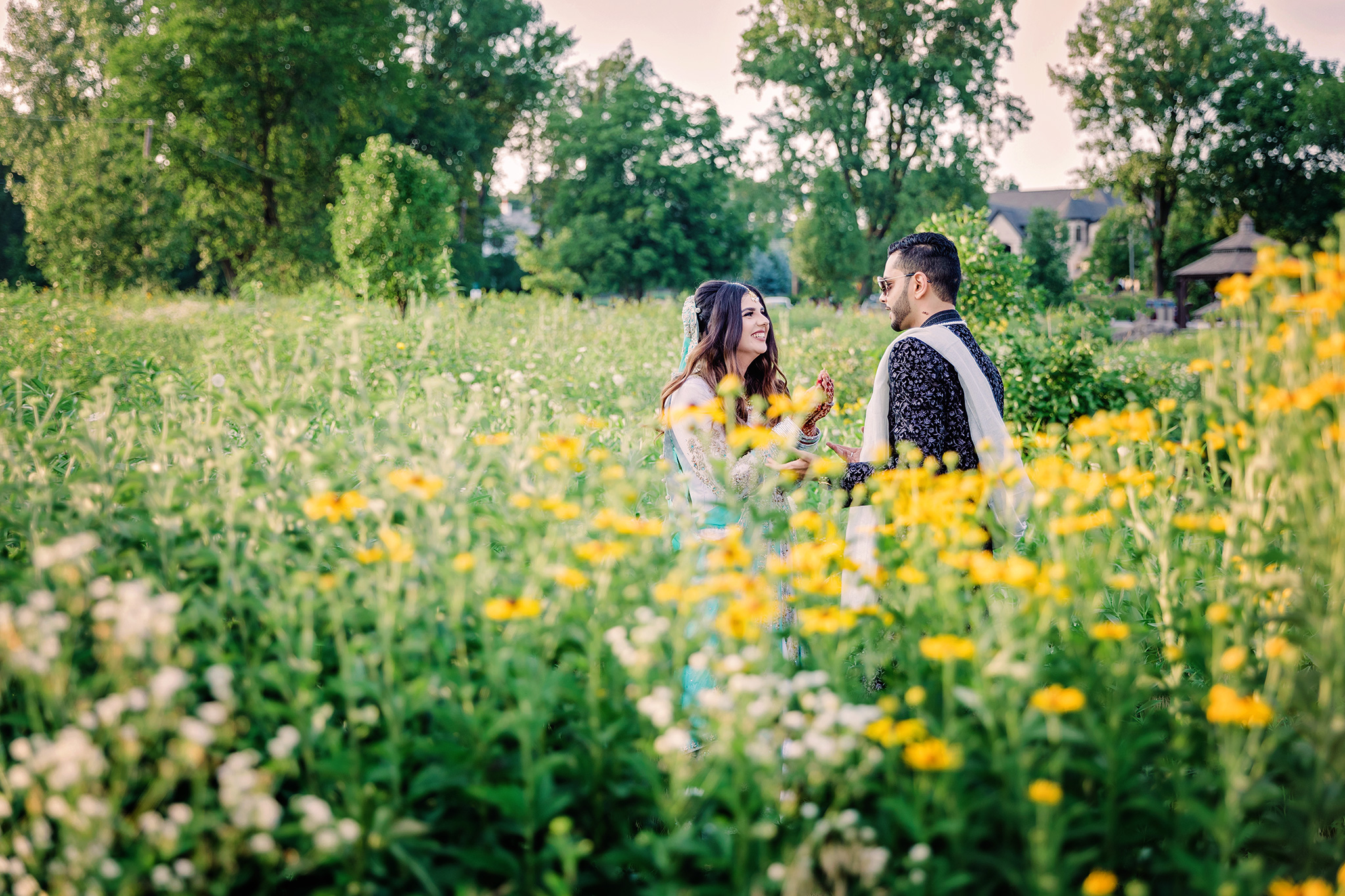 Top 5 Reasons For Choosing Outdoor Wedding Photography